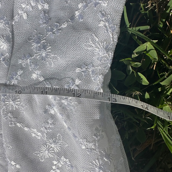 Country White Lace Off Shoulder Maxi Dress - Picture 10 of 13